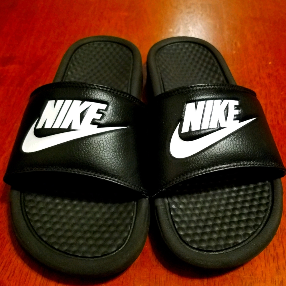 Nike slides